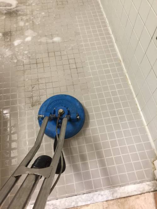 Tile & Grout cleaning of bathroom